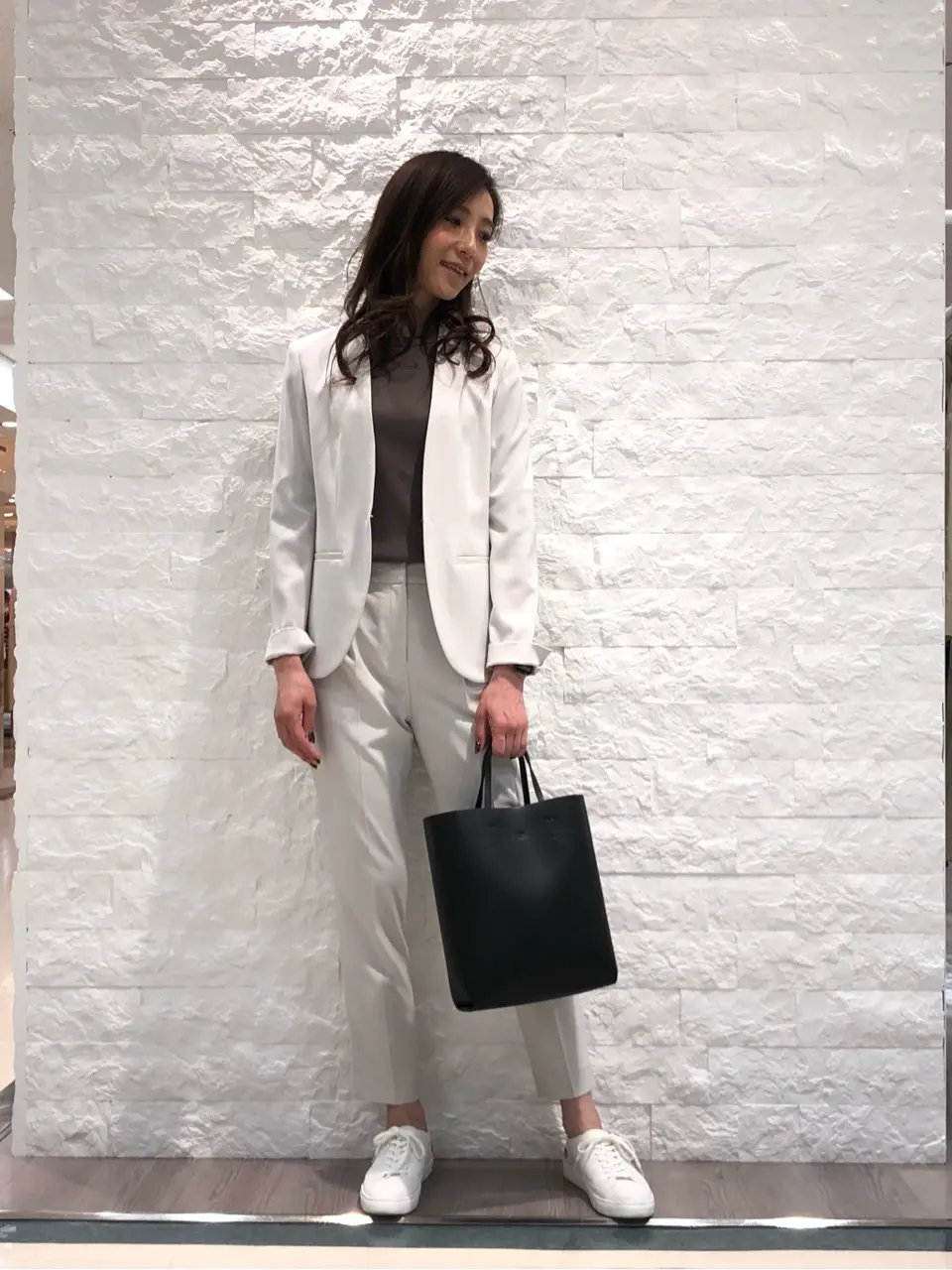  Ashu コーディネート画像