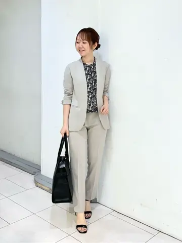 ICB スタッフ コーディネート画像