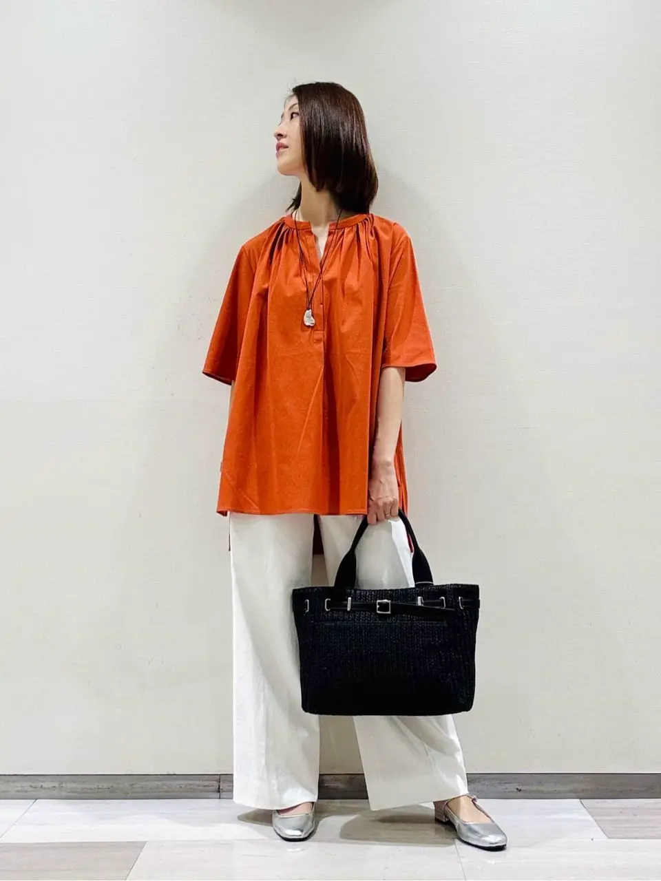  飯室 コーディネート画像