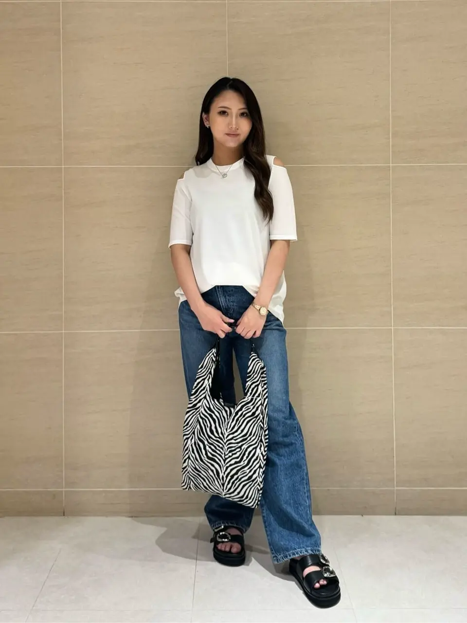 ICB 志賀 コーディネート画像