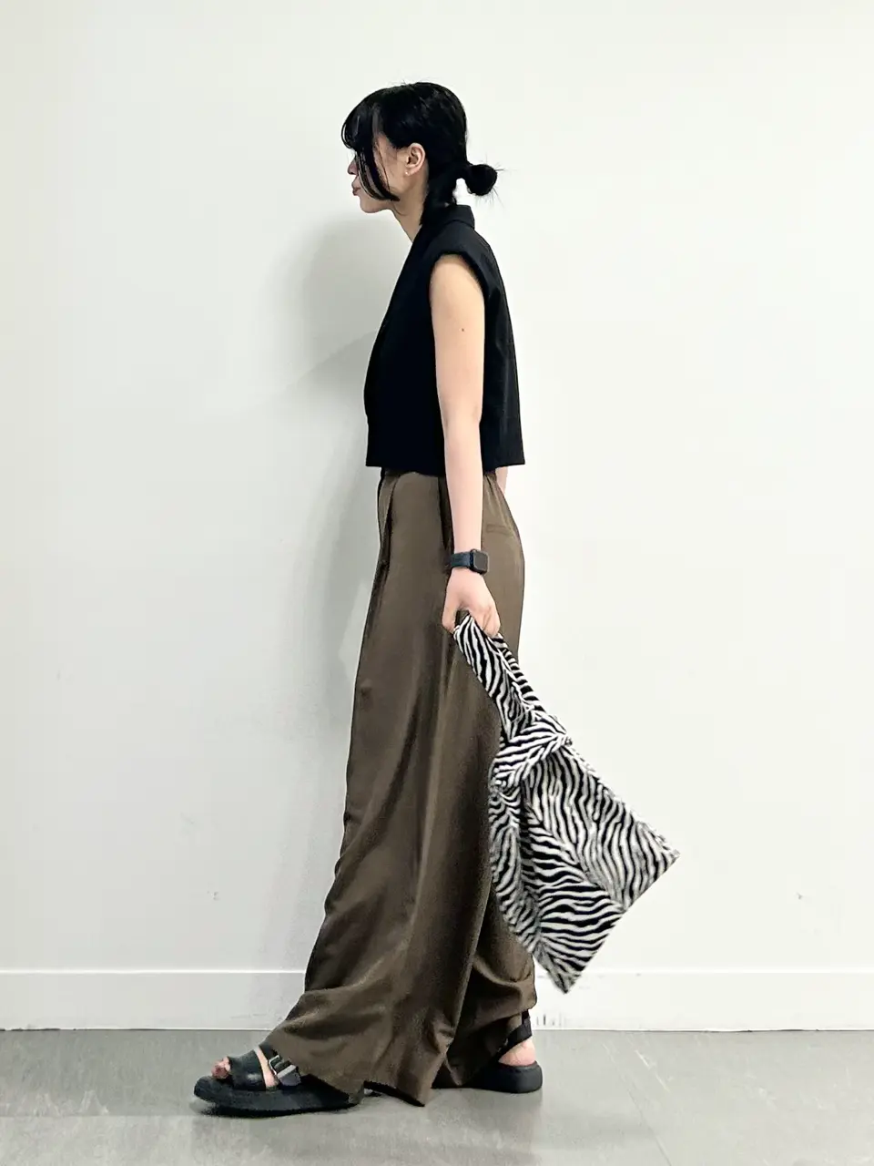 ICB 金井 コーディネート画像