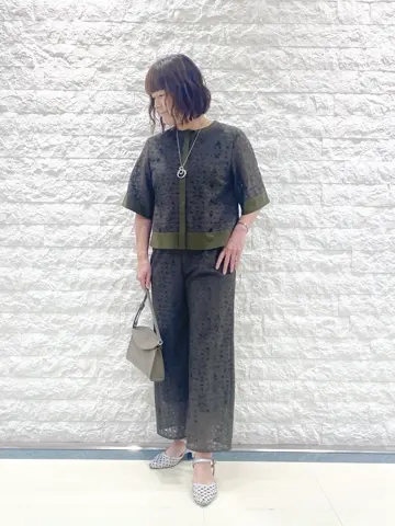 自由区 林 コーディネート画像