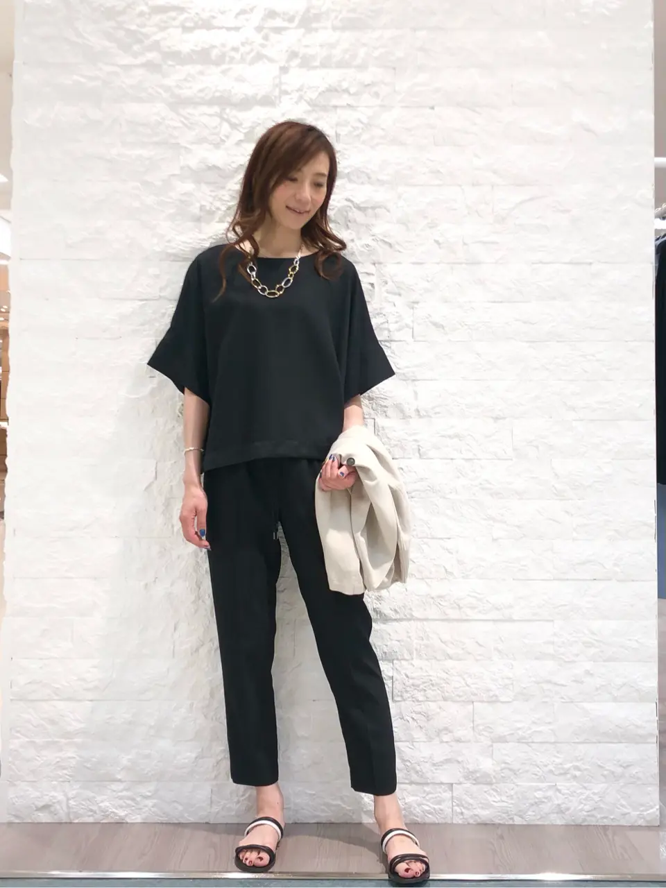  Ashu コーディネート画像