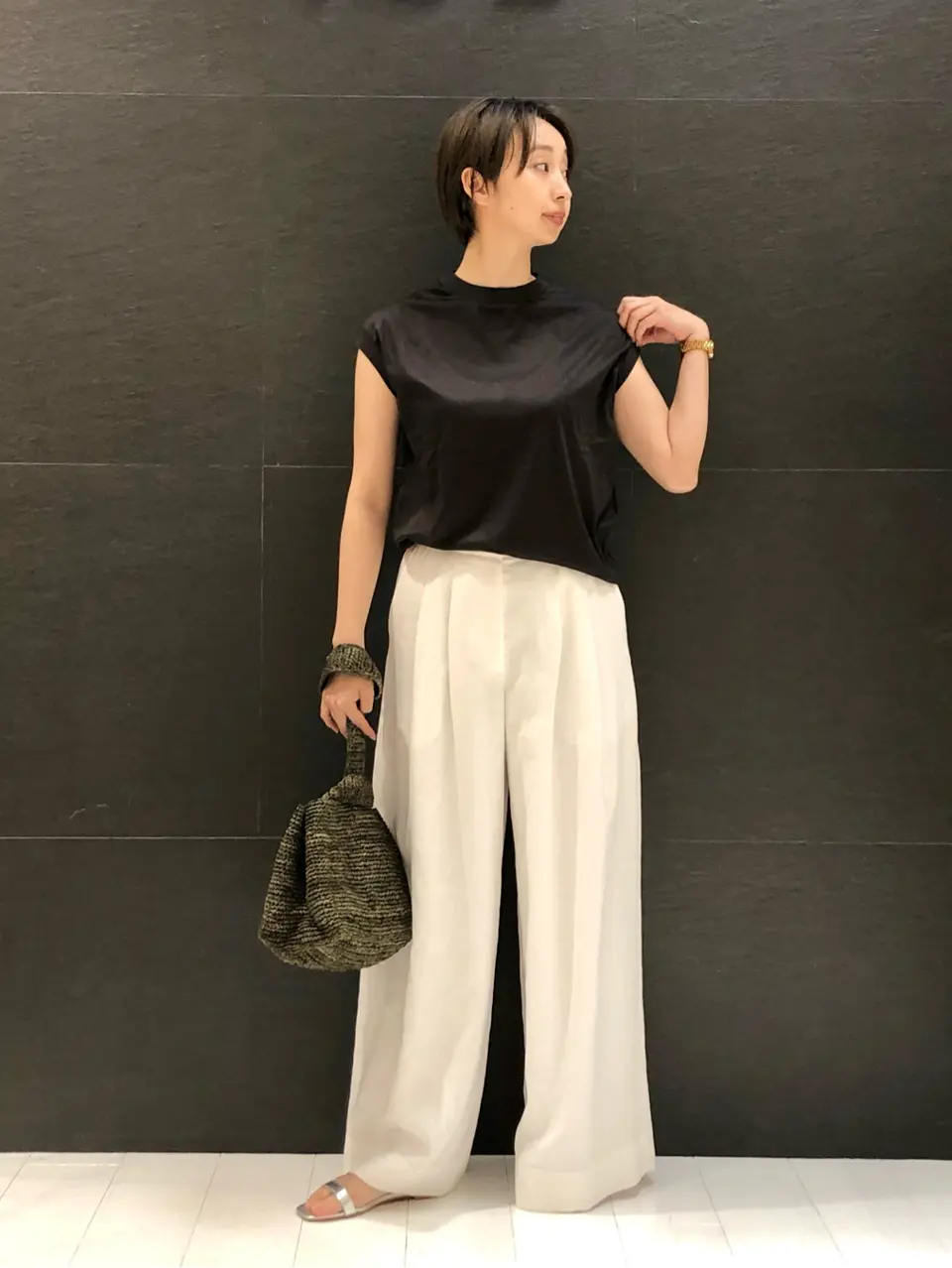  村上 コーディネート画像