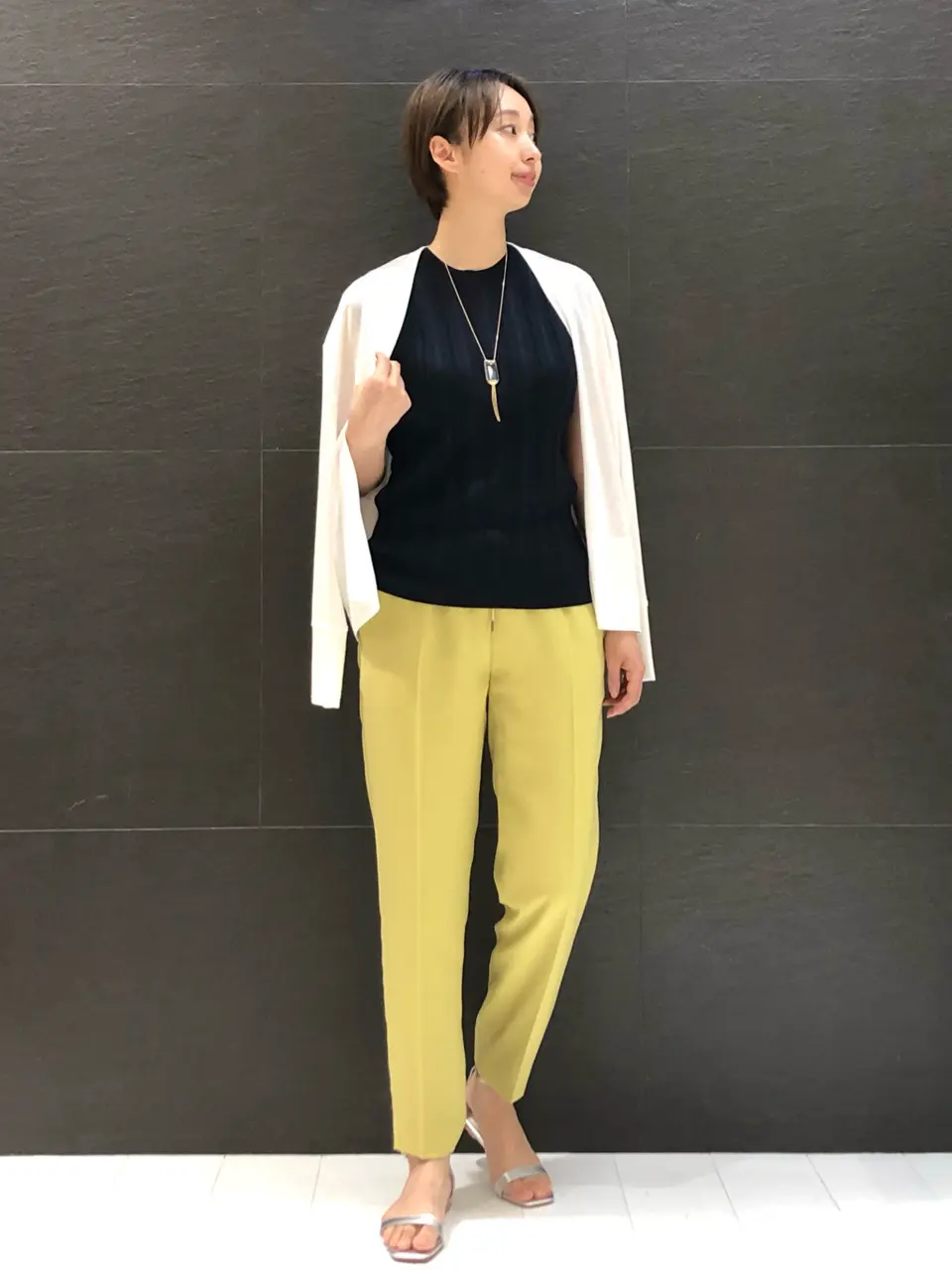  村上 コーディネート画像