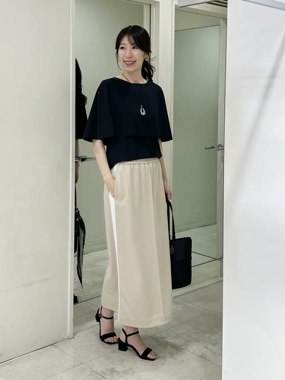  Manami コーディネート画像