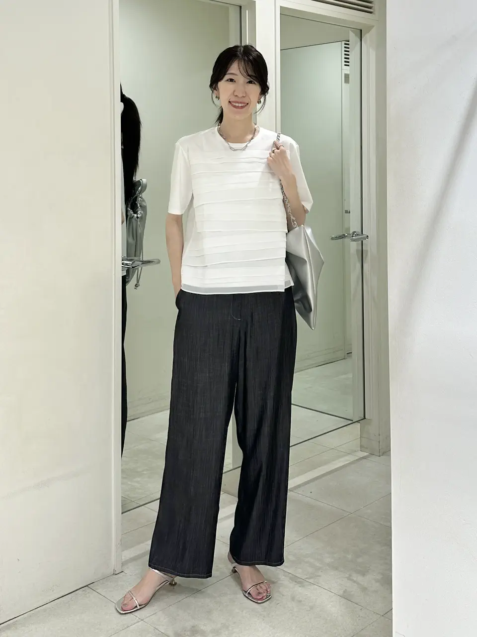  Manami コーディネート画像