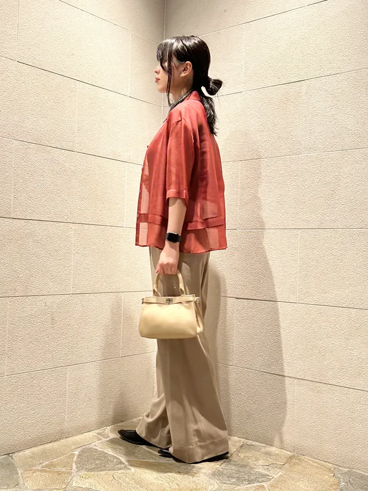 ICB 金井 コーディネート画像