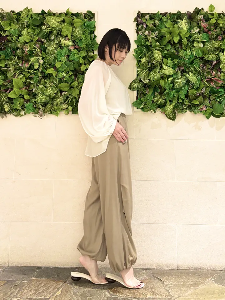 BEIGE， 宮本 コーディネート画像