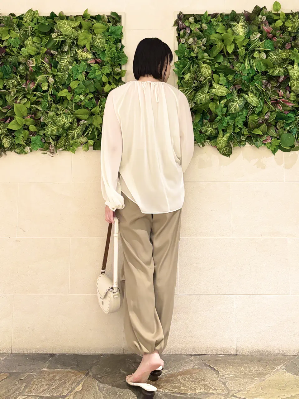 BEIGE， 宮本 コーディネート画像