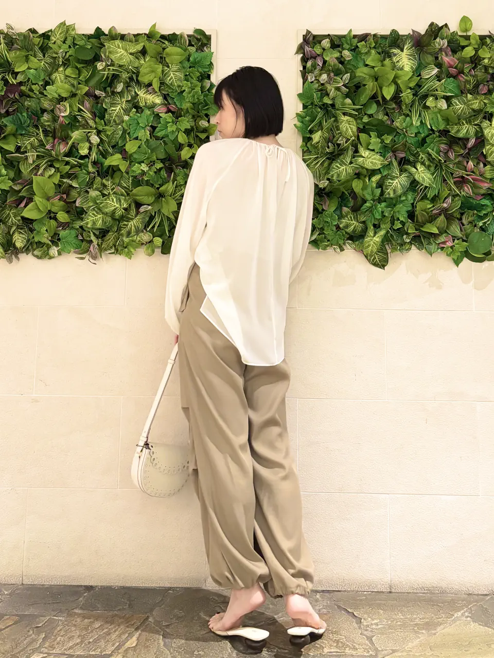 BEIGE， 宮本 コーディネート画像