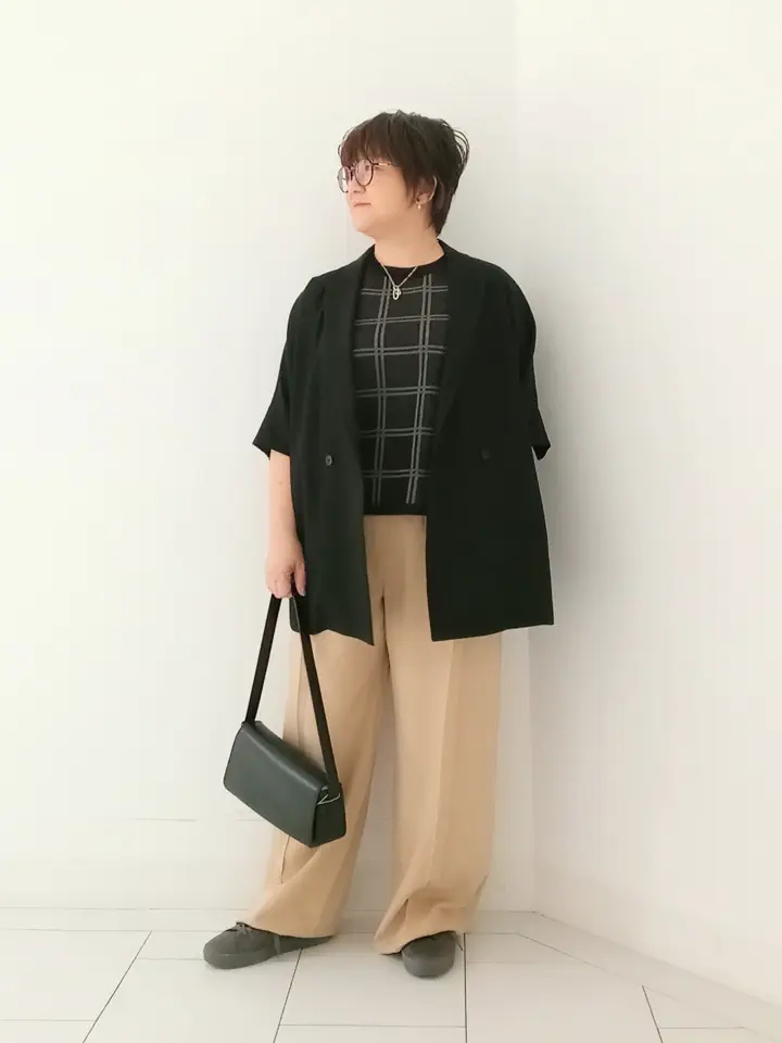 ICB 影 コーディネート画像