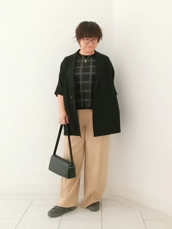 ICB 影 コーディネート画像