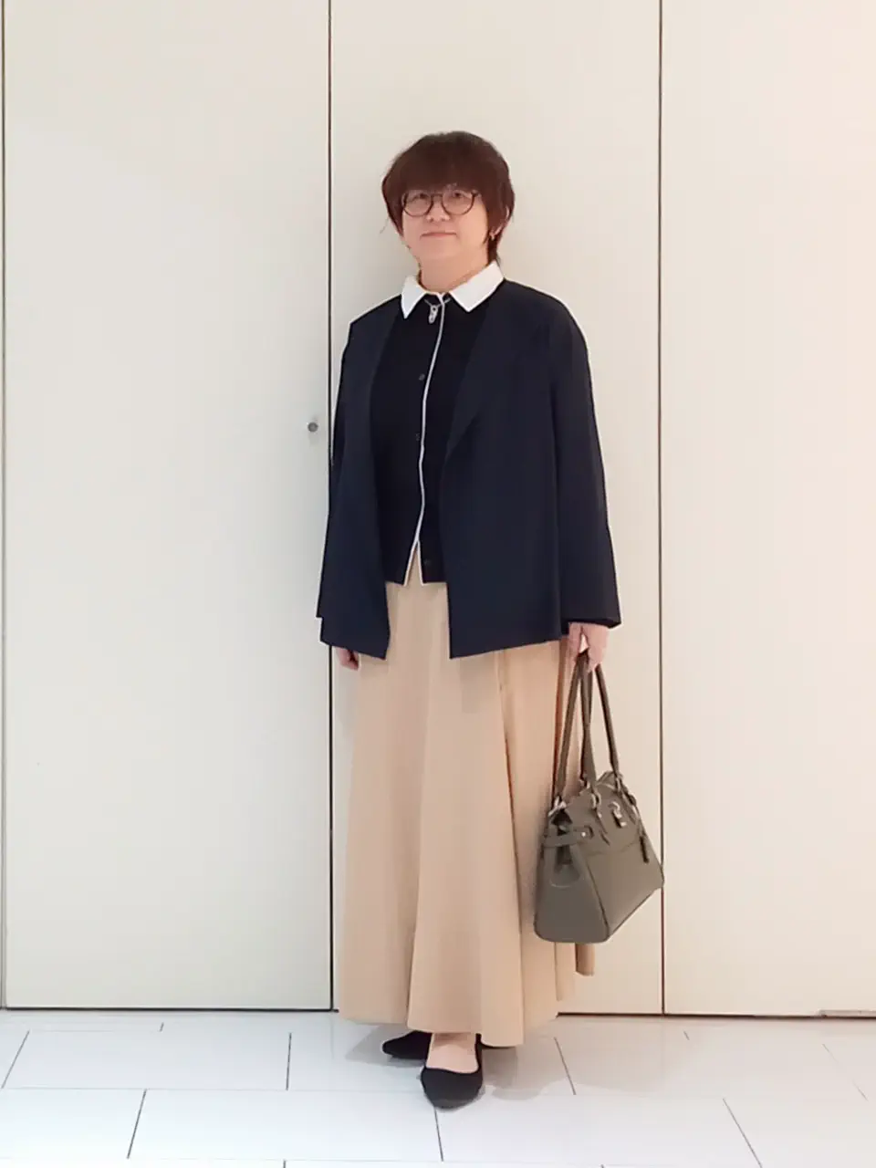  影 コーディネート画像