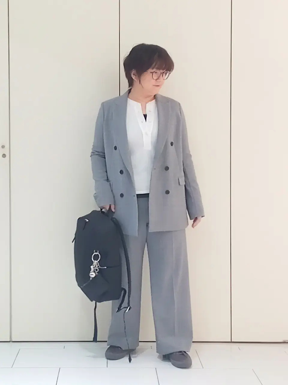 ICB 影 コーディネート画像