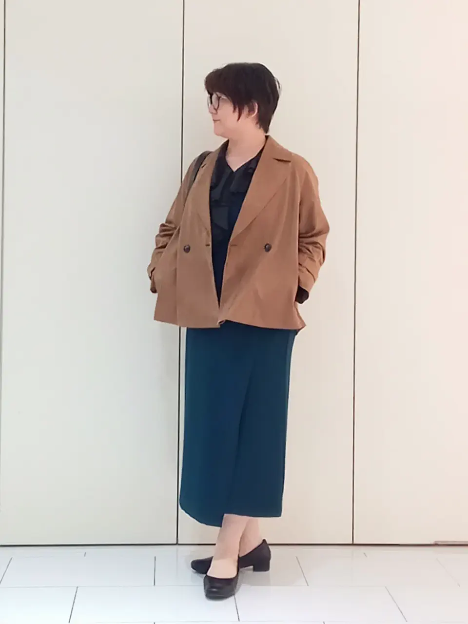  影 コーディネート画像