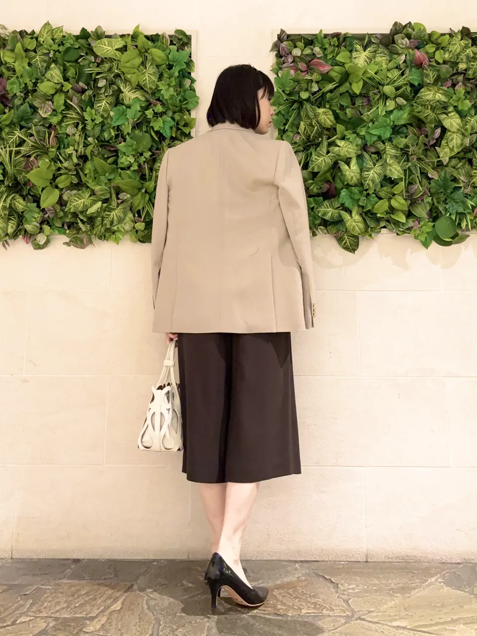 BEIGE， 宮本 コーディネート画像