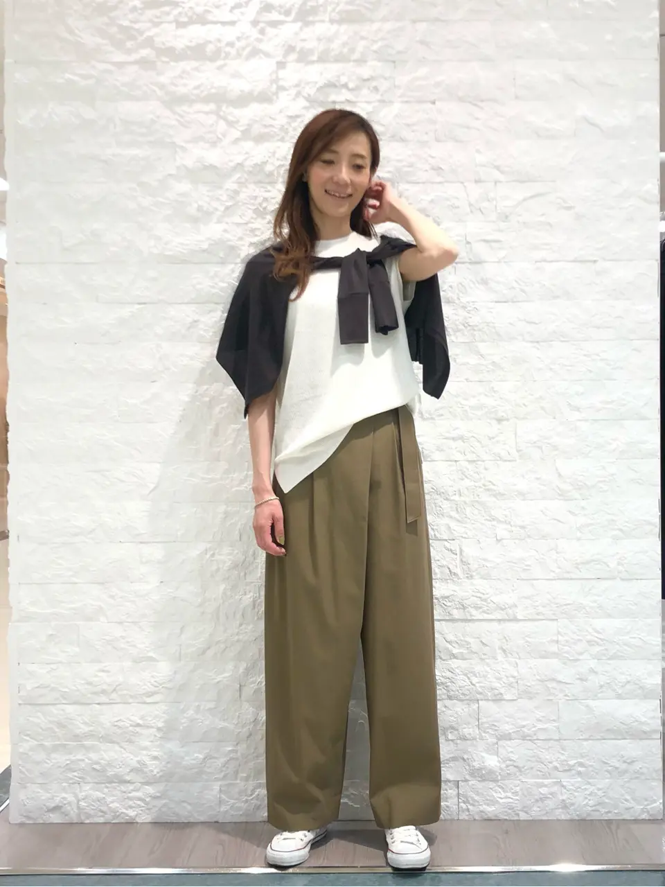  Ashu コーディネート画像