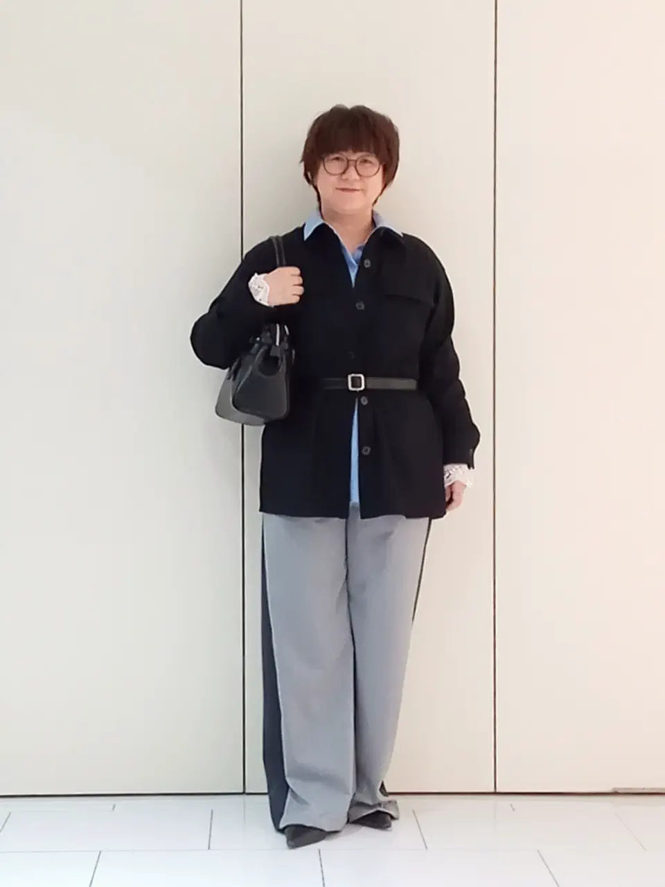  影 コーディネート画像
