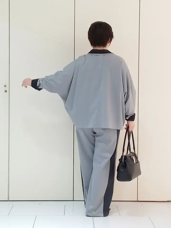 ICB 影 コーディネート画像