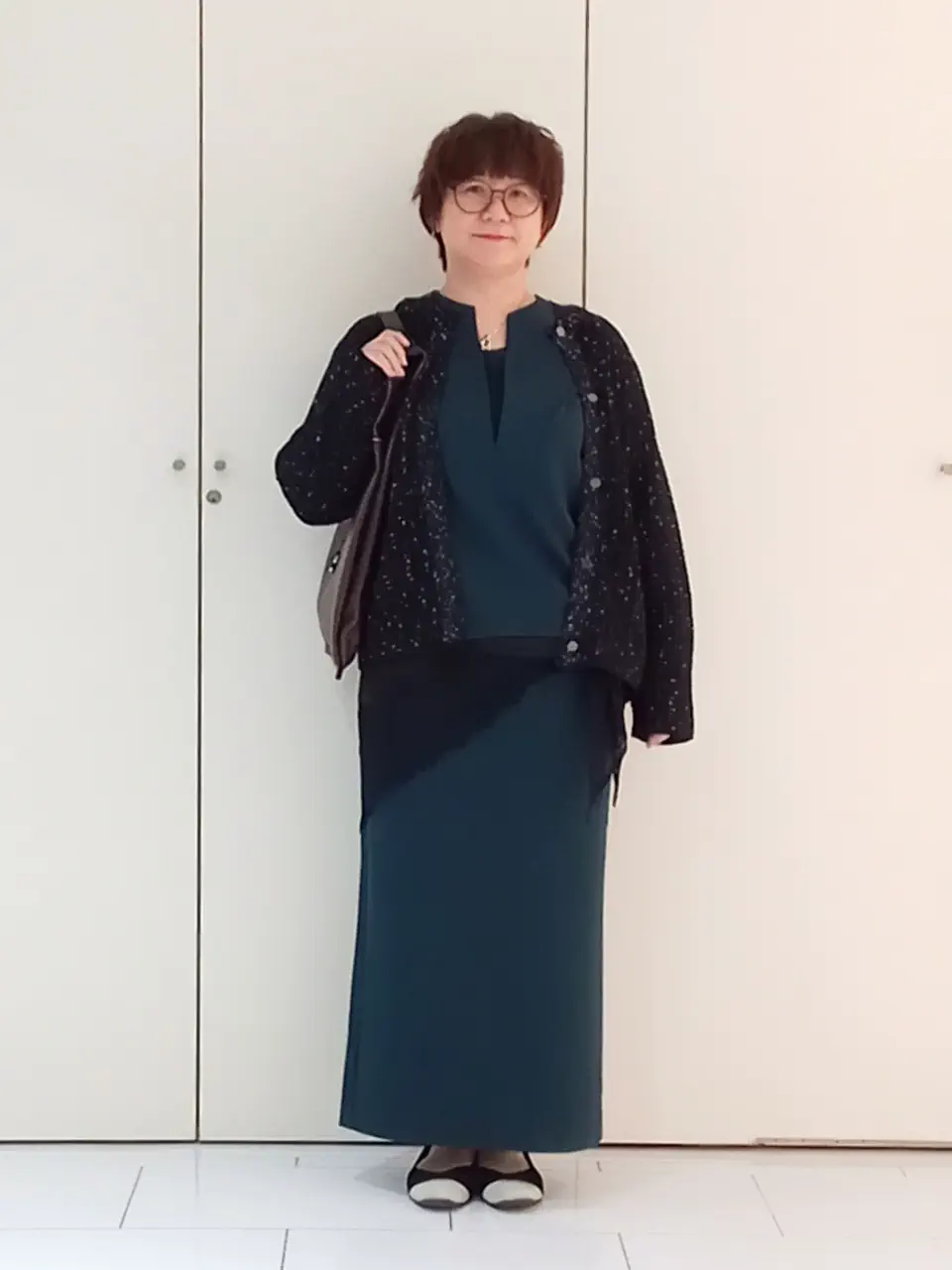 影 コーディネート画像