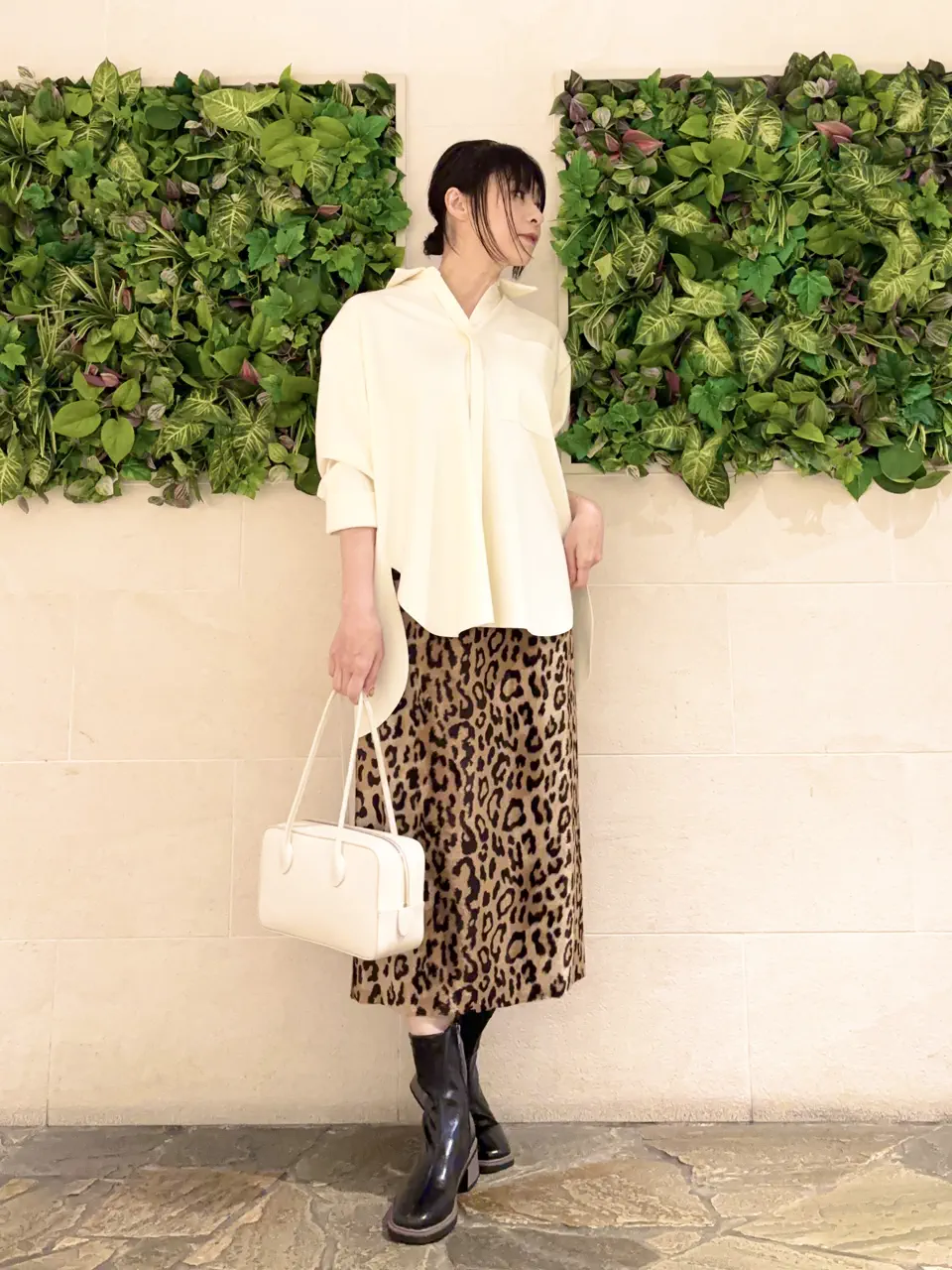 BEIGE， 宮本 コーディネート画像