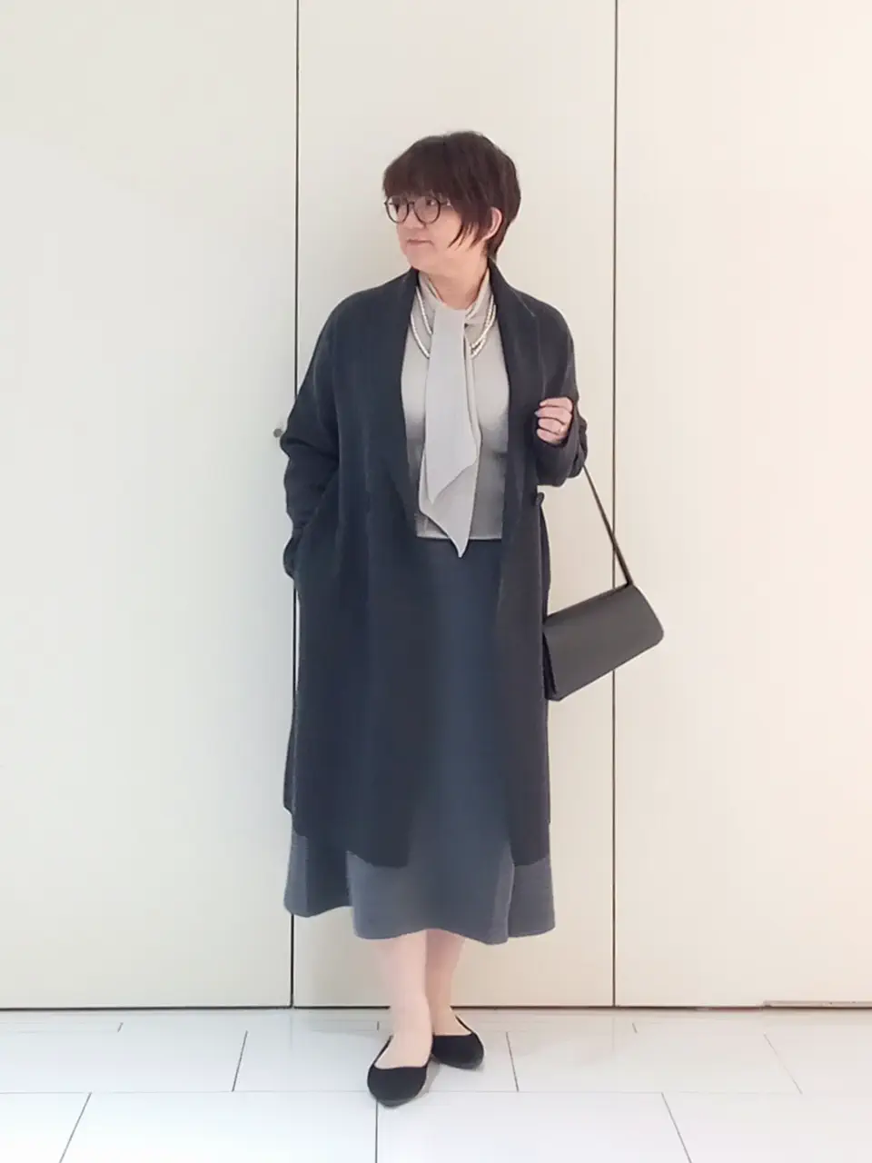  影 コーディネート画像