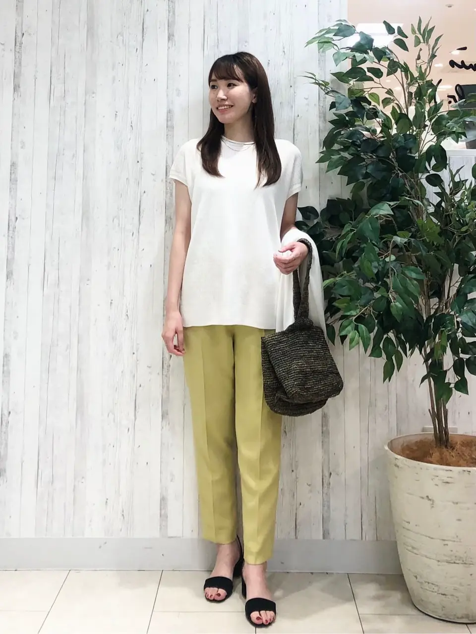  日下 コーディネート画像