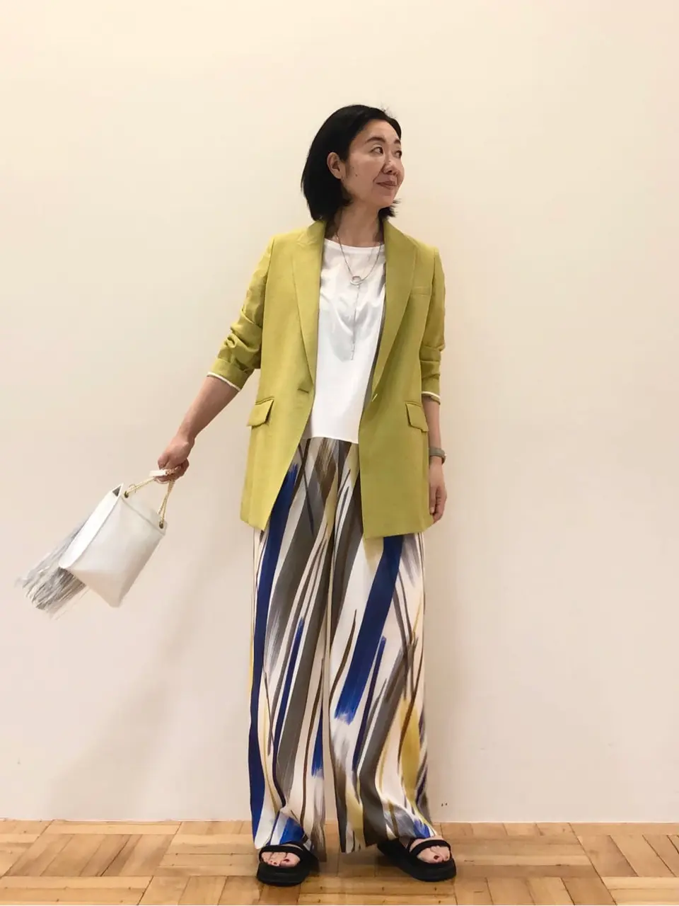  スタッフ コーディネート画像