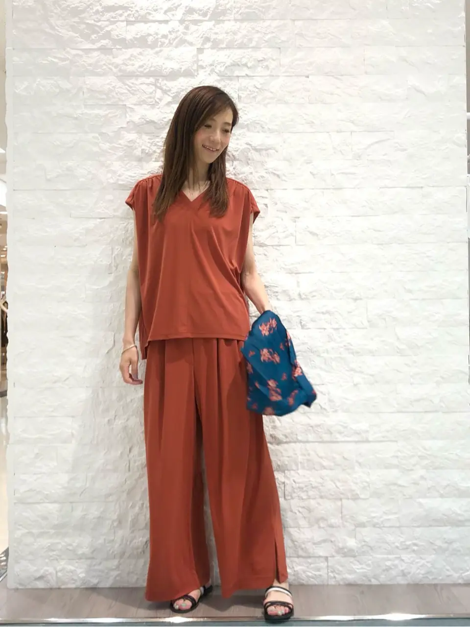  Ashu コーディネート画像