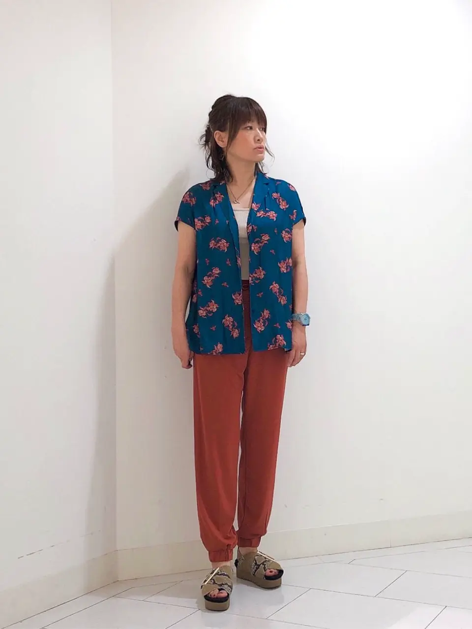  スタッフ コーディネート画像