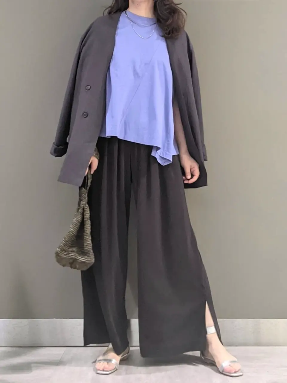 ICB 濱井 コーディネート画像