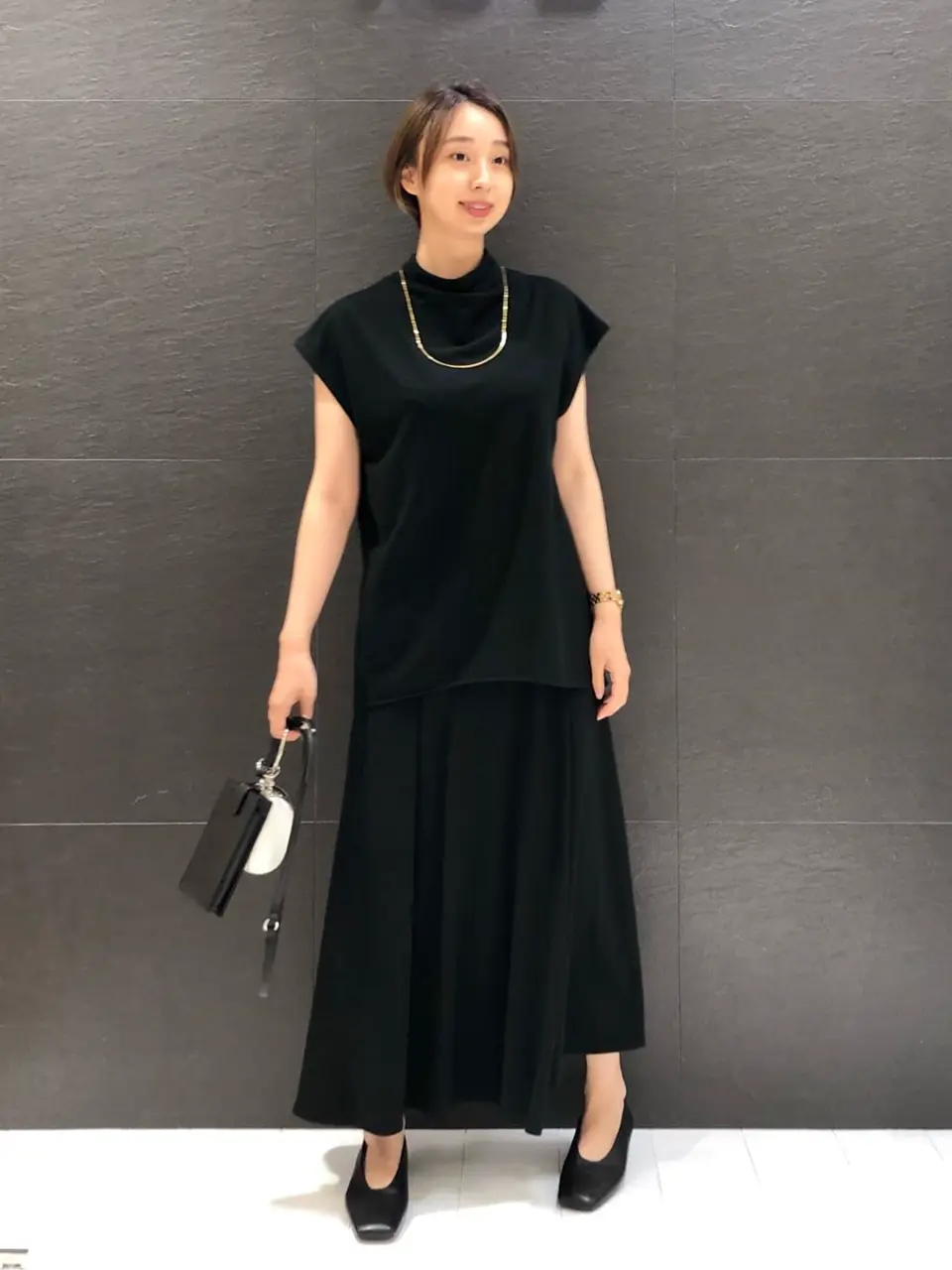  村上 コーディネート画像