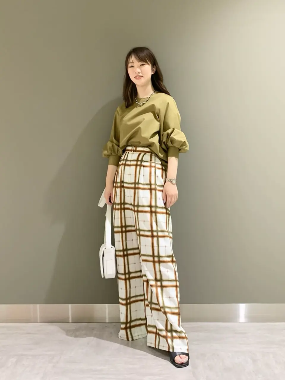  岡本 コーディネート画像