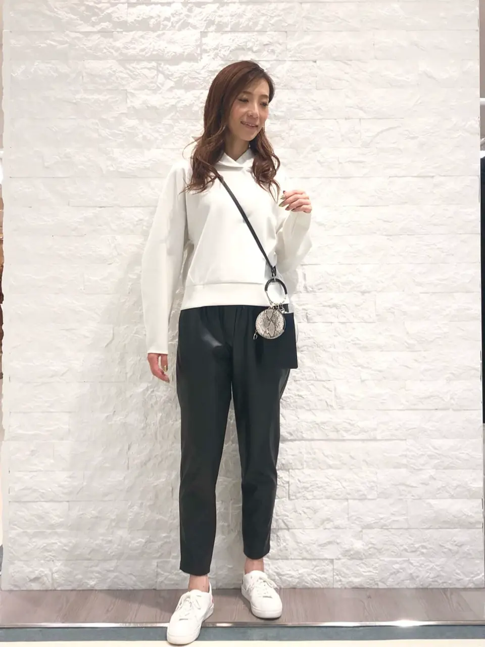  Ashu コーディネート画像