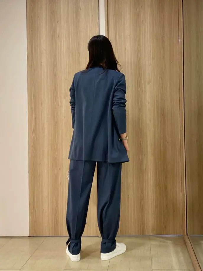 ICB 井阪 コーディネート画像