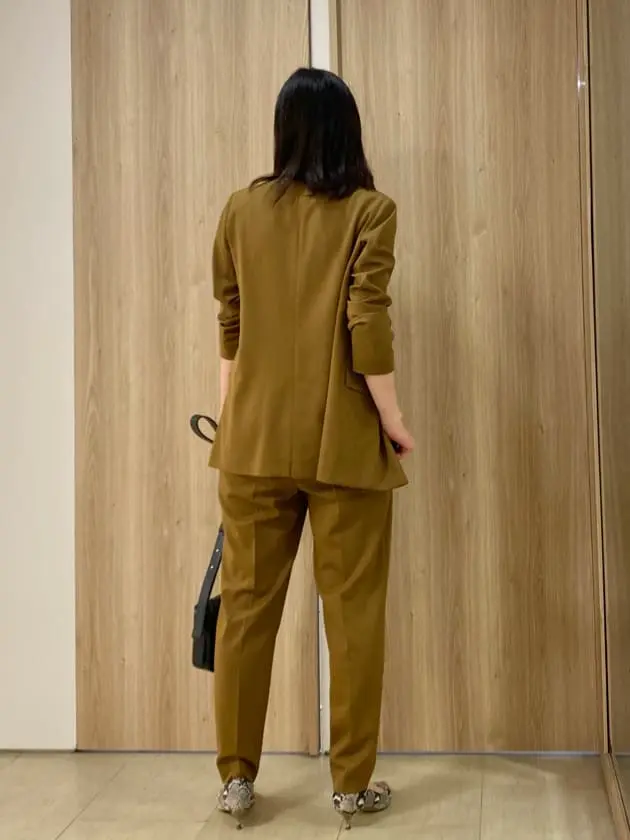 ICB 井阪 コーディネート画像