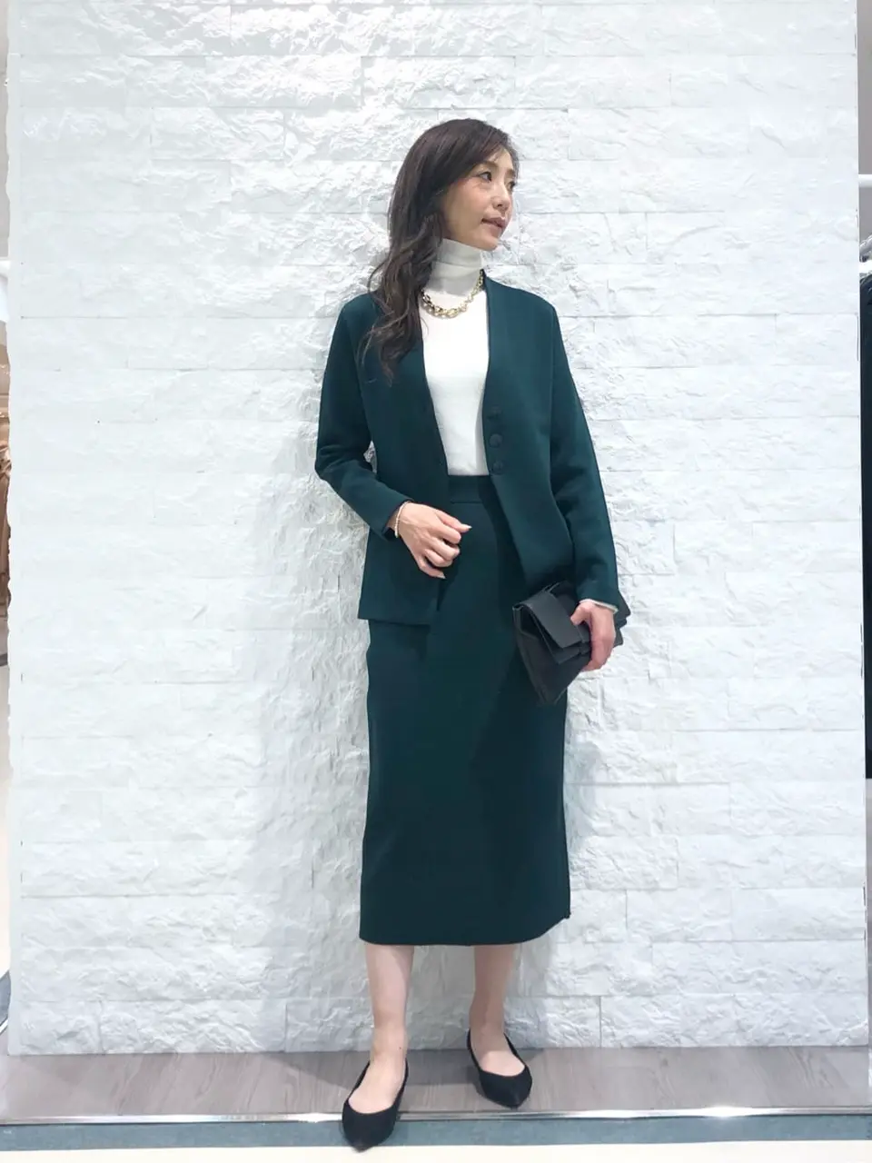  Ashu コーディネート画像