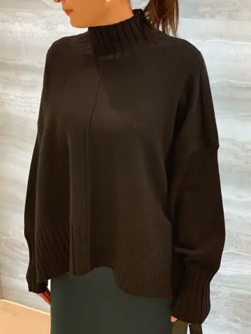 ICB 井阪 コーディネート画像