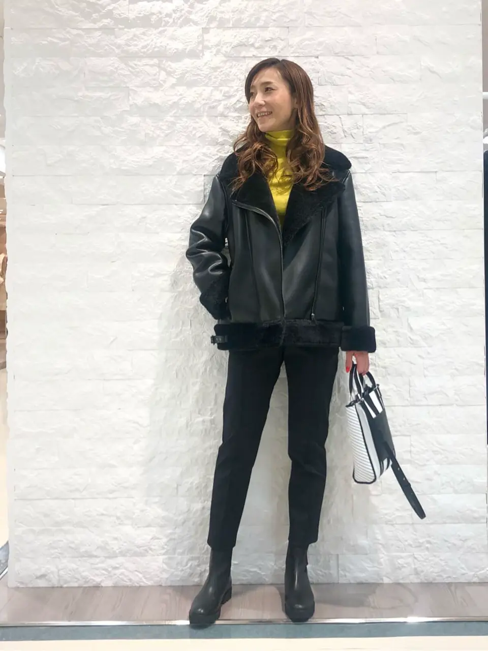  Ashu コーディネート画像