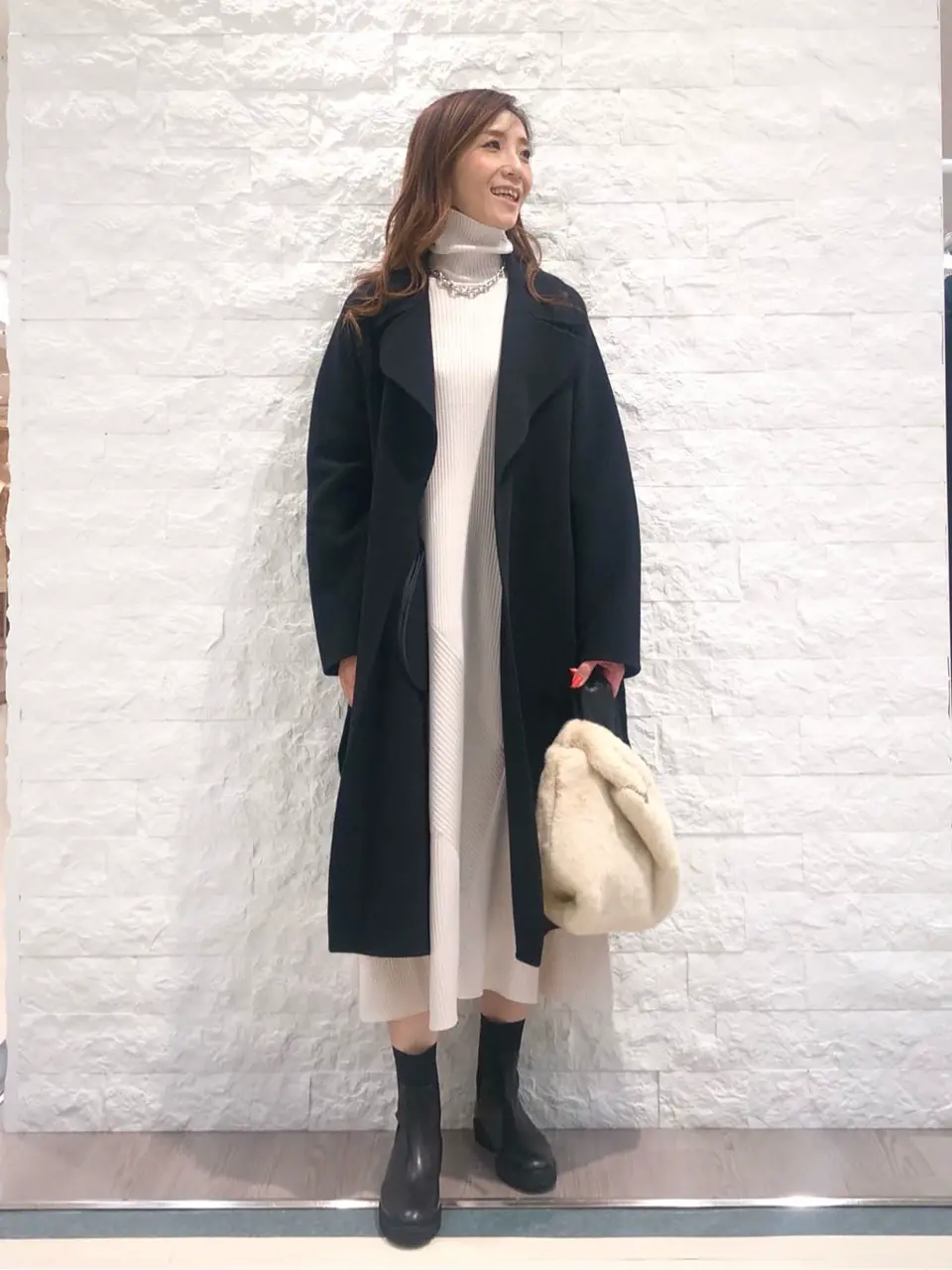  Ashu コーディネート画像