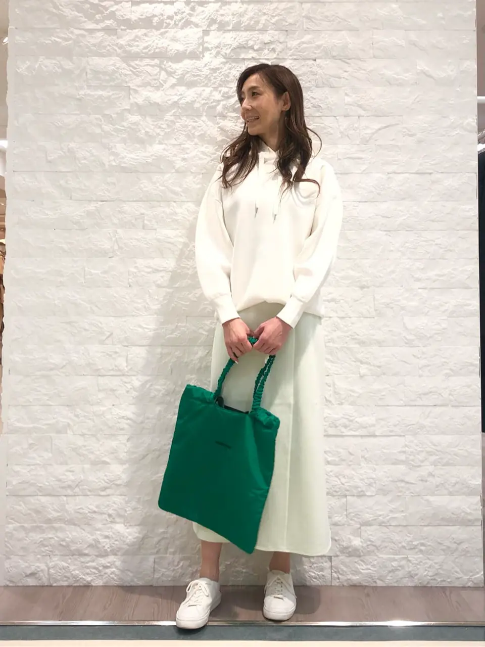  Ashu コーディネート画像