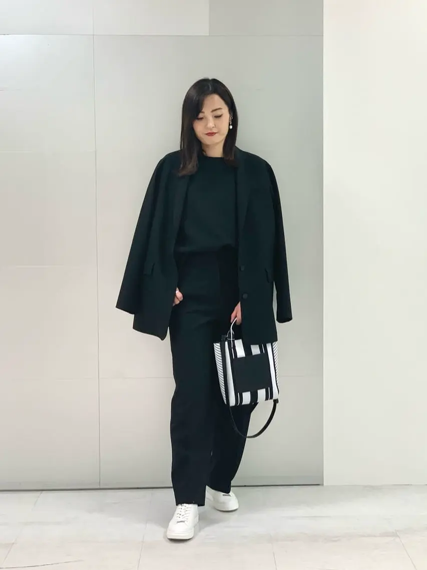 ICB 井阪 コーディネート画像