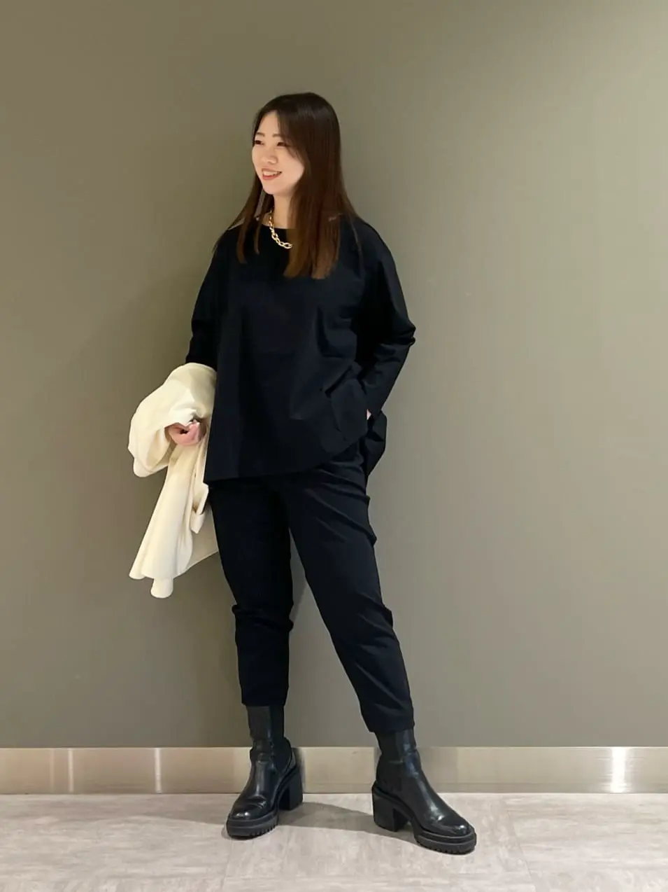  岡本 コーディネート画像