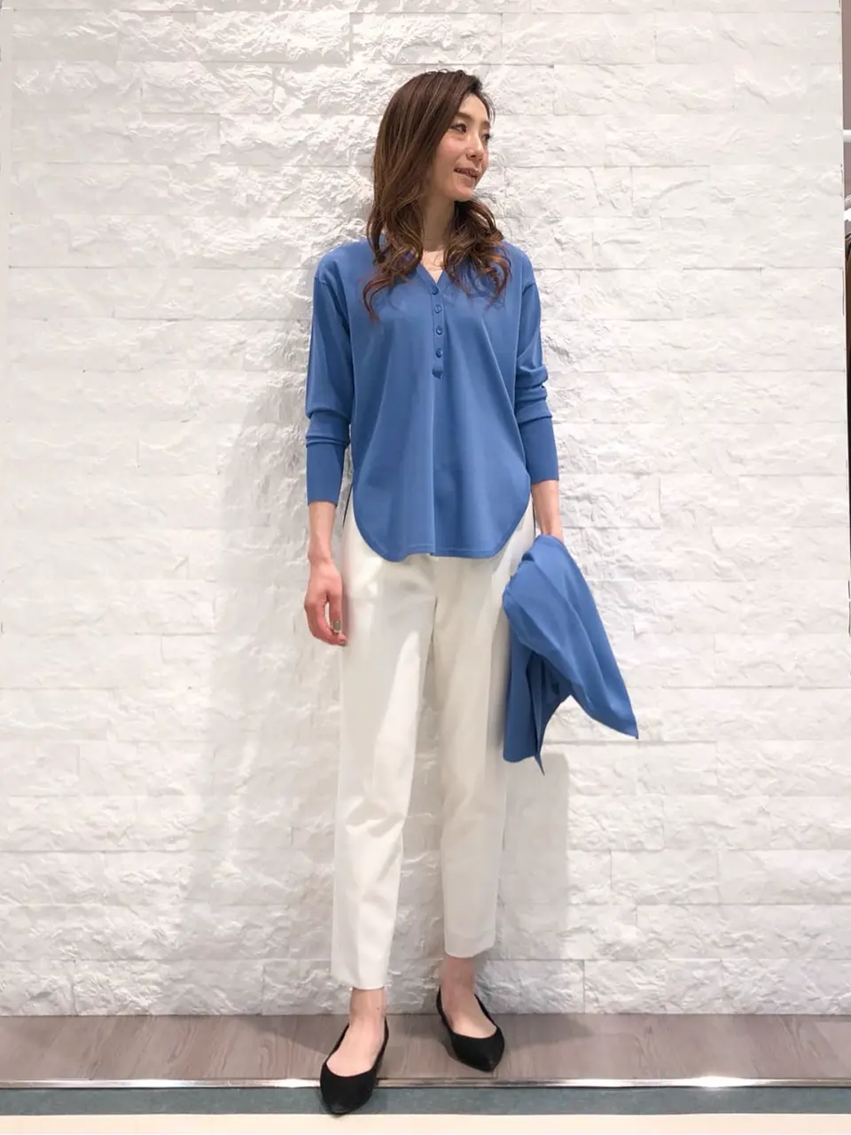  Ashu コーディネート画像