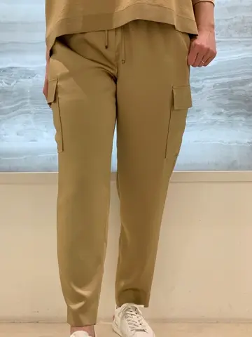 ICB 井阪 コーディネート画像