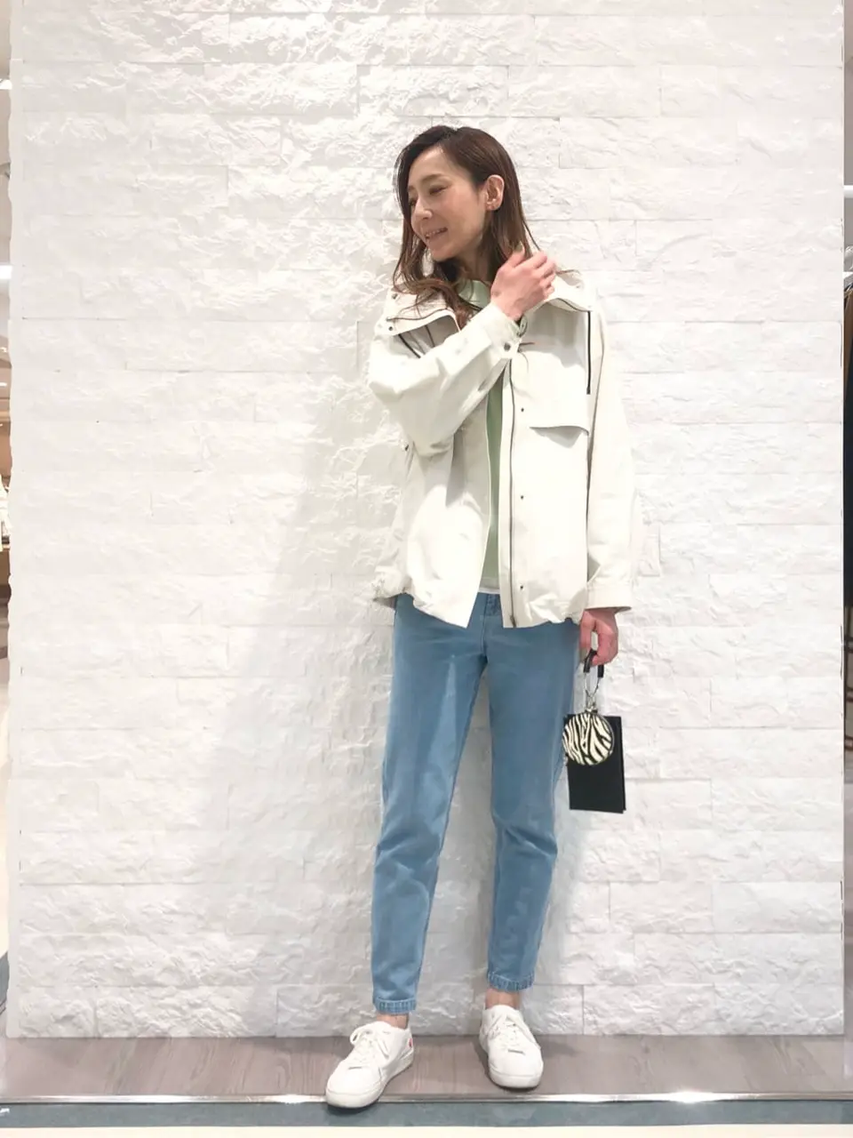  Ashu コーディネート画像