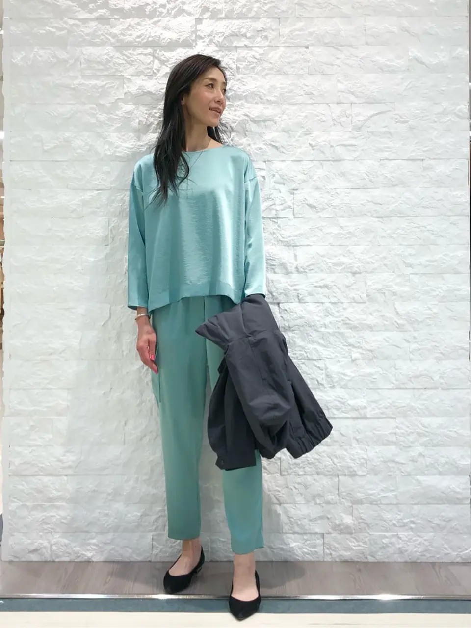  Ashu コーディネート画像