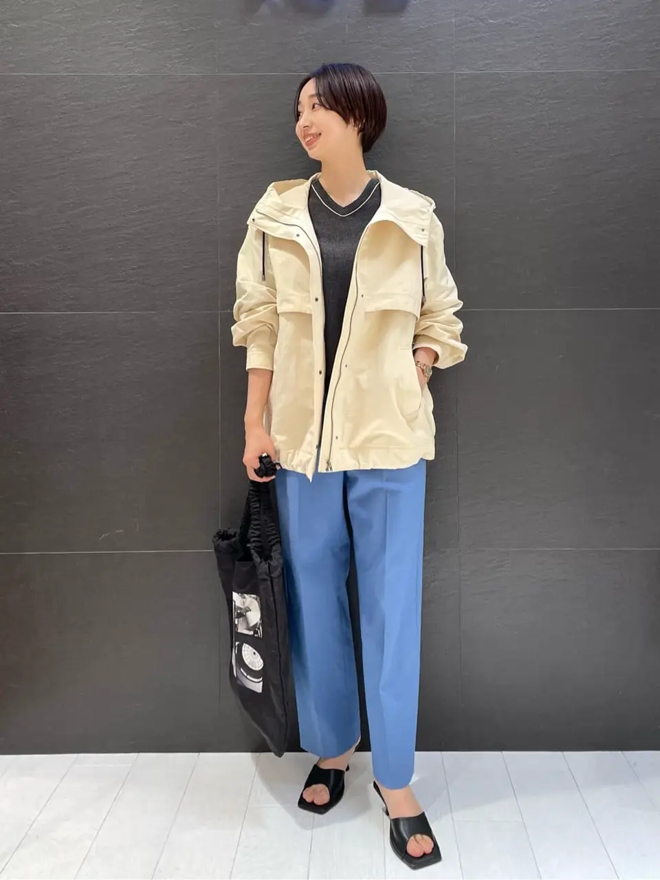  村上 コーディネート画像