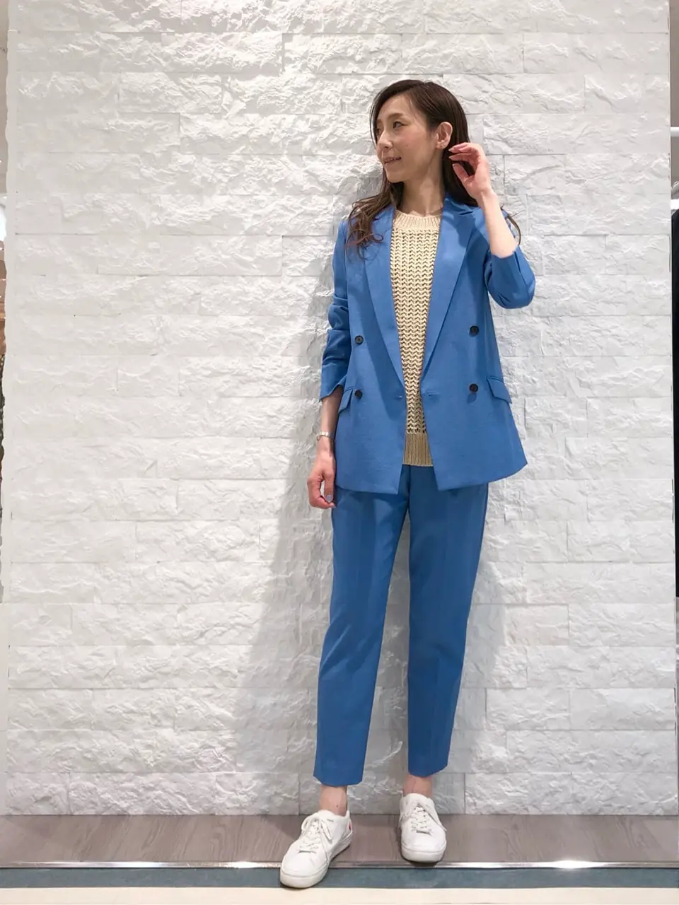  Ashu コーディネート画像